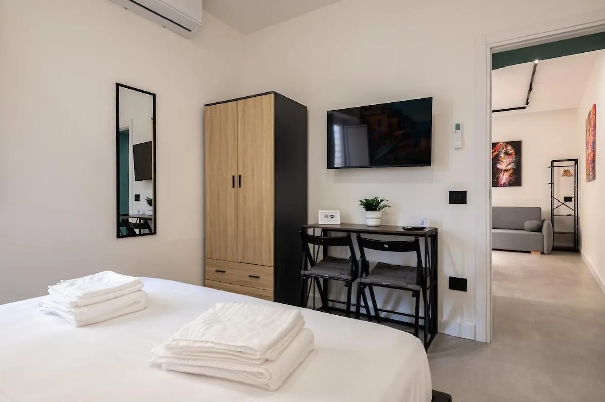 House Calise 14 Apartment Naples 0*,